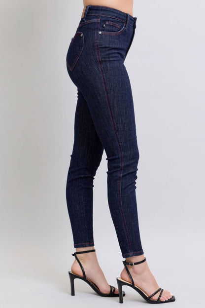 Judy Blue Heart Shaped Back Pockets Skinny Jeans (0-24w)