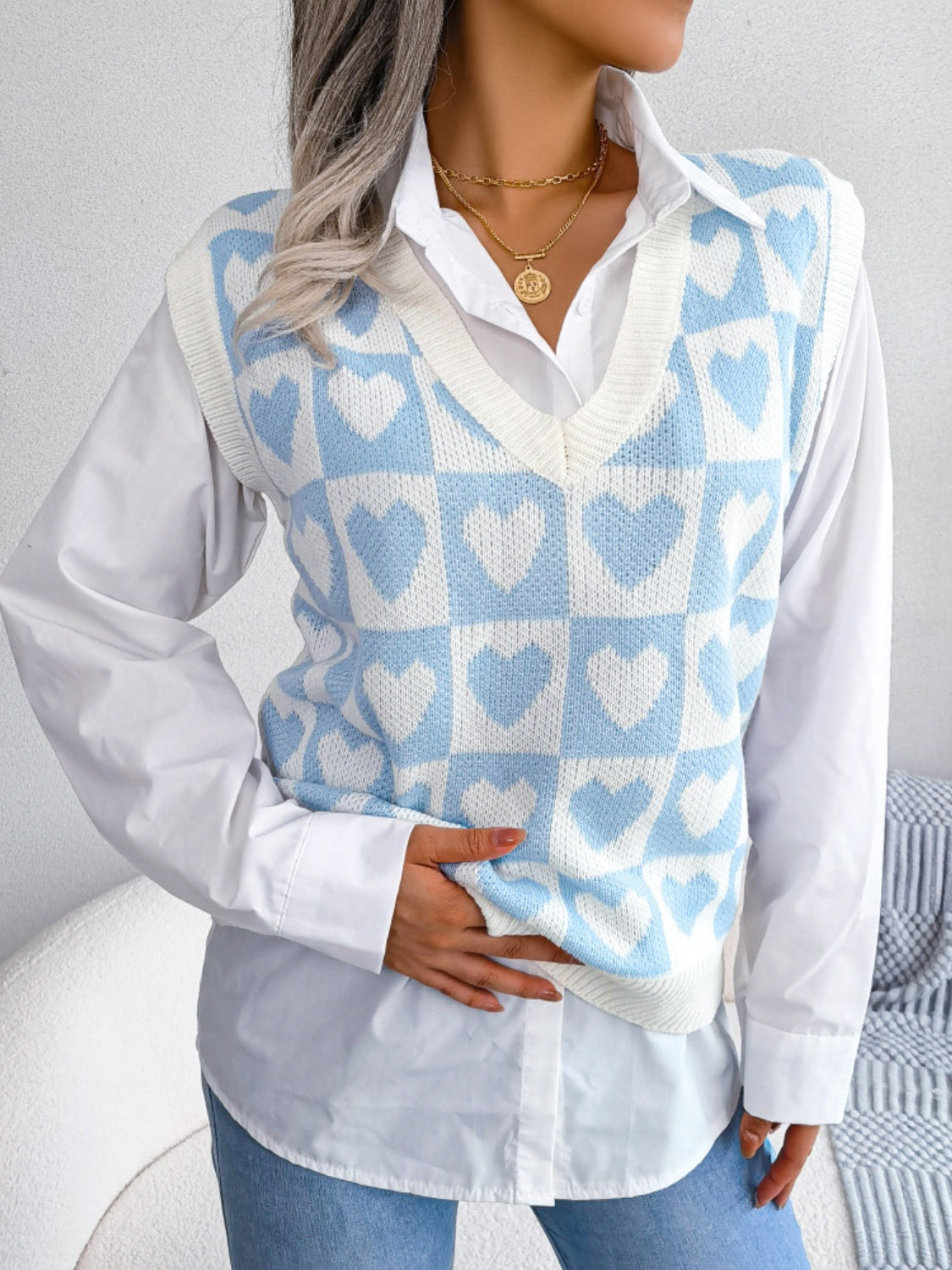 Heart V-Neck Sweater Vest (s-l, multiple colors)