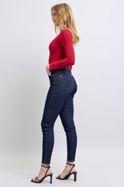 Judy Blue Heart Shaped Back Pockets Skinny Jeans (0-24w)