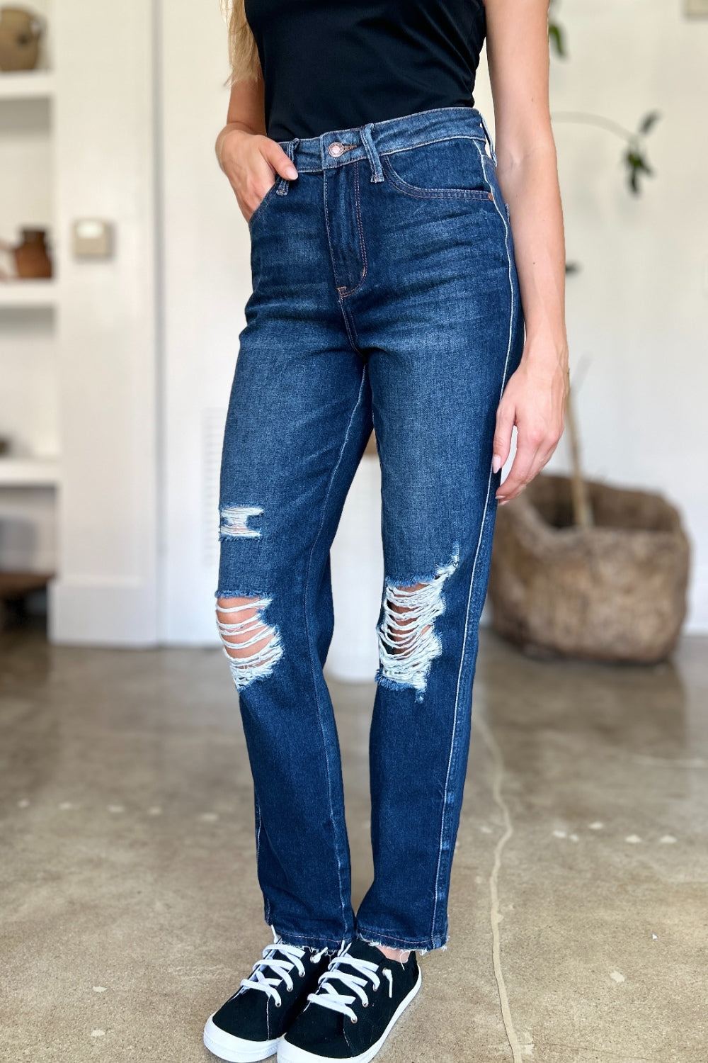 Judy Blue High Waist Rigid Magic Heavy Destroy Straight Jeans (0-24w)