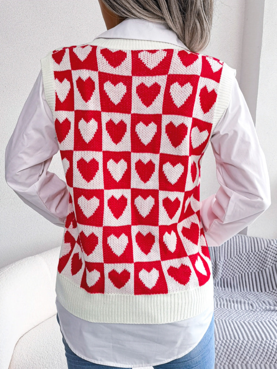 Heart V-Neck Sweater Vest (s-l, multiple colors)